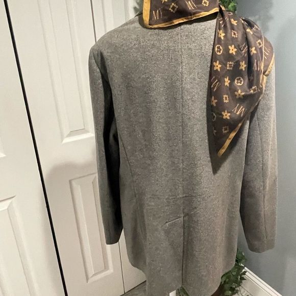 kenneth Cole Coat - Picture 6 of 10